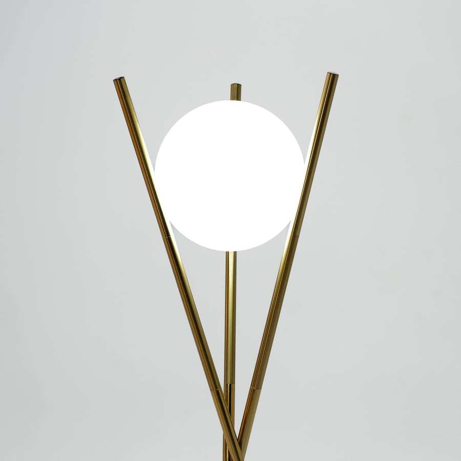 Solstice Modern floor lamp (gold/black)